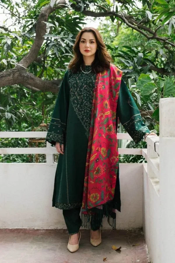 Iznik lawn