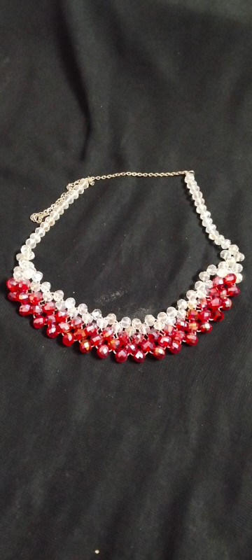 Fresh Crystal Beeded Necklace