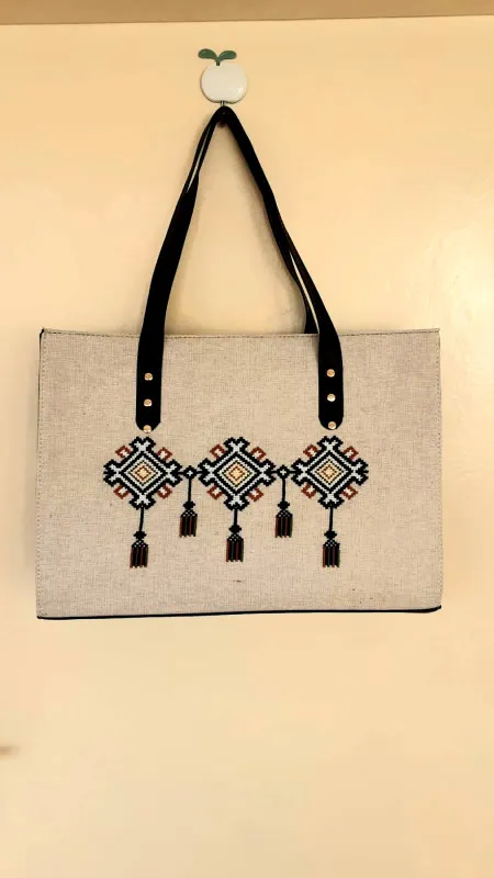 Women's Jute Hand Embroidered Shoulder Bag
