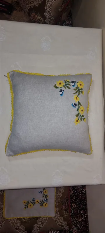 2 Pcs Sunflower Charm Handmade Embroidered Cross Stitch Cushion Covers 17x17