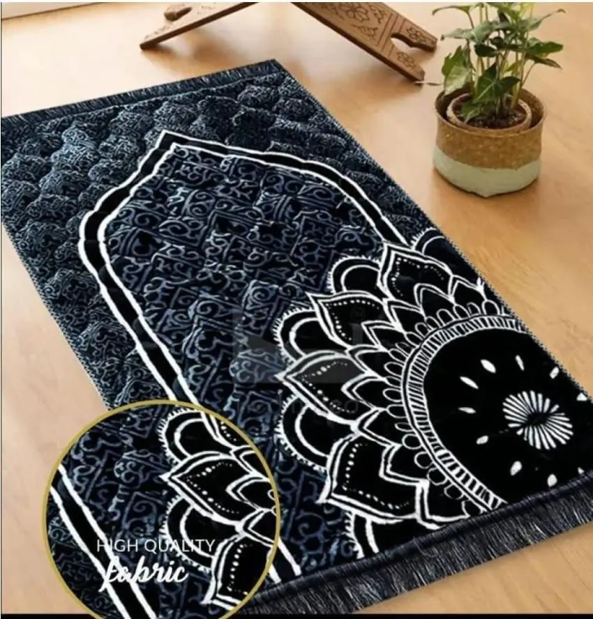 Velvet Embossed Prayer Mat